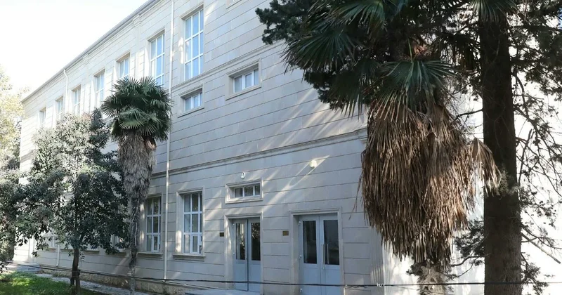 Bakıda bu məktəb SÖKÜLÜR