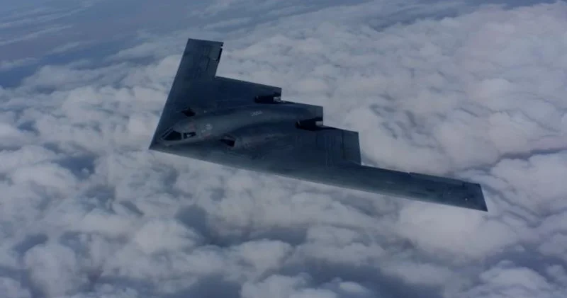 ABŞ çoxlu sayda B 2 bombardmançıları sifariş edir