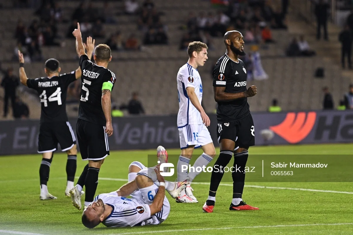 Qarabağ heyətini yeni müdafiəçi ilə gücləndirmək istəyir