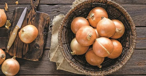 Bu ölkədə soğan 28 qəpikdir İlginc rəqəmlər KONKRET