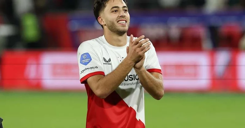 Fənərbağça mərakeşli müdafiəçi ilə anlaşdı