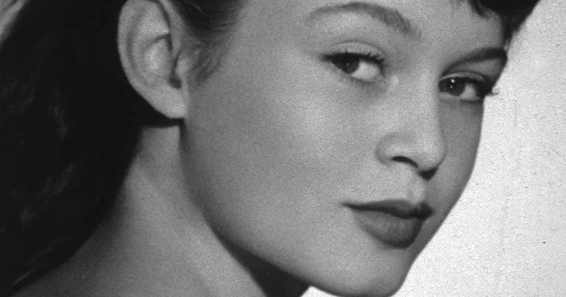 “O, mənim xəyallarımın qadını idi…”