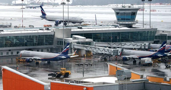 Moskvanın iki aeroportunda 300 uçuş təxirə salındı