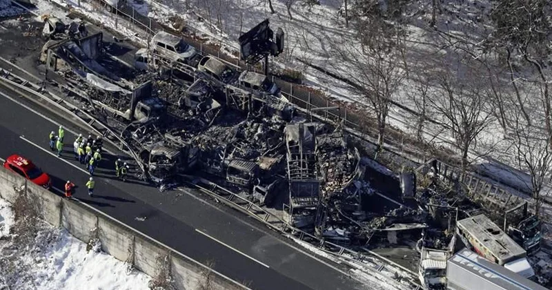 В Японии открыли перекрытый из за ДТП участок дороги