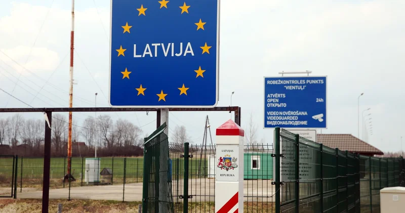 Латвия продлила запрет на вечерние и ночные полеты вдоль границ с Россией и Беларусью