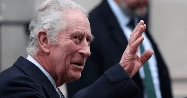 Kral Çarlz Şəhzadə Harriyə bu şərti qoydu