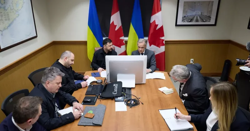 Зеленский обсудил мирные усилия с лидерами ЕС, Канады и НАТО накануне встречи с Трампом