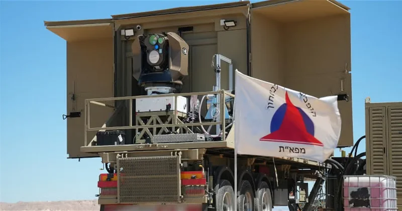 Минобороны Израиля передало армии первую установку Iron Beam