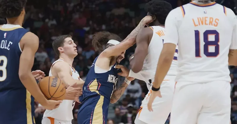 Альварадо и Уильямс подрались в ходе матча НБА ВИДЕО