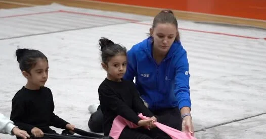 Азербайджанские гимнастки провели мастер класс в Лянкяране ВИДЕО
