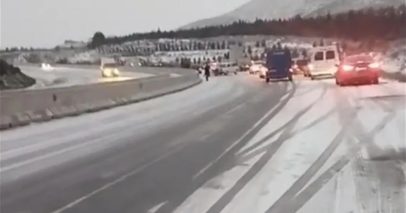 Şahdağ yolunda avtomobil dərəyə aşdı Hərəkət müvəqqəti dayandırıldı VİDEO