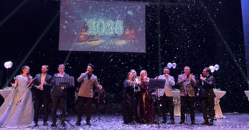 В Гянджинской государственной филармонии состоялась праздничная программа В Новый год вместе с нами (ФОТО)