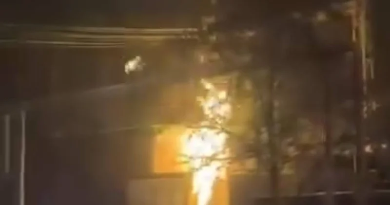 İrəvanda yanğın: Şəhərin bir neçə rayonunda işıq kəsildi VİDEO