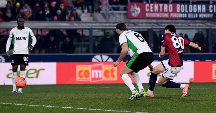 Болонья и Сассуоло сыграли вничью