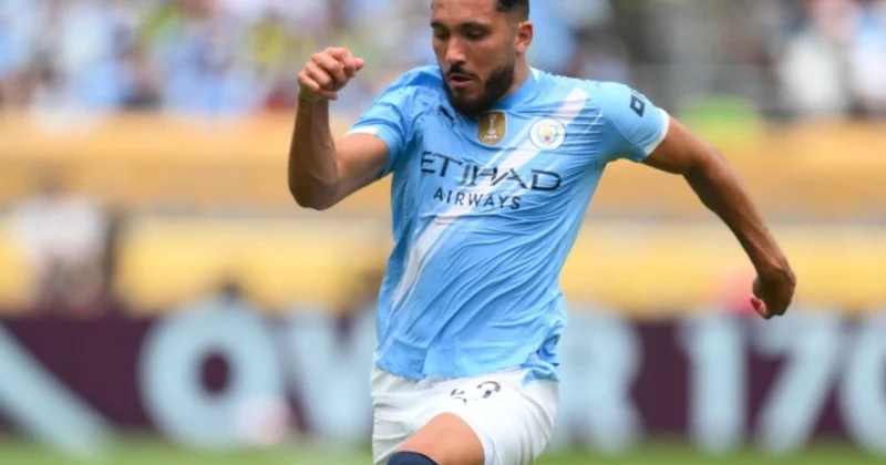 Rayan Şerki İngiltərə Premyer Liqasında iki göstərici üzrə birinci oldu