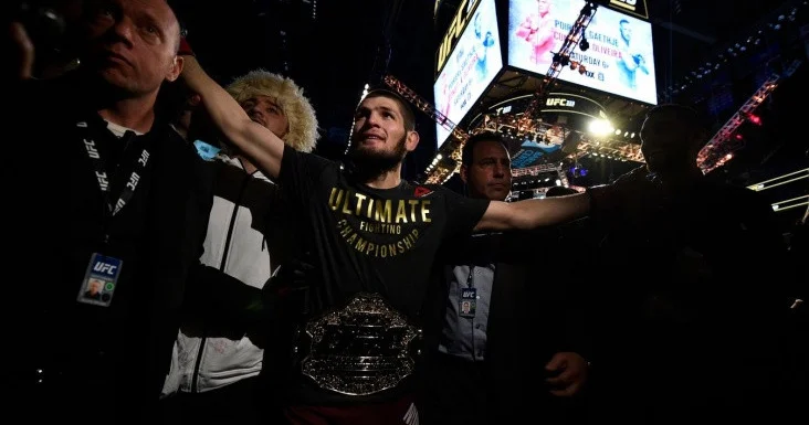 Həbib Nurməhəmmədov azarkeşlə zarafatlaşıb