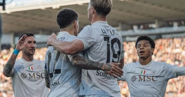 Hoylund dubl etdi, Napoli qalib gəldi