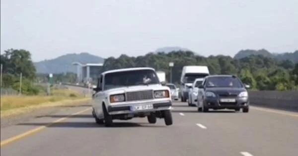 Bakıda avtoxuliqanlıq edən şəxs saxlanıldı