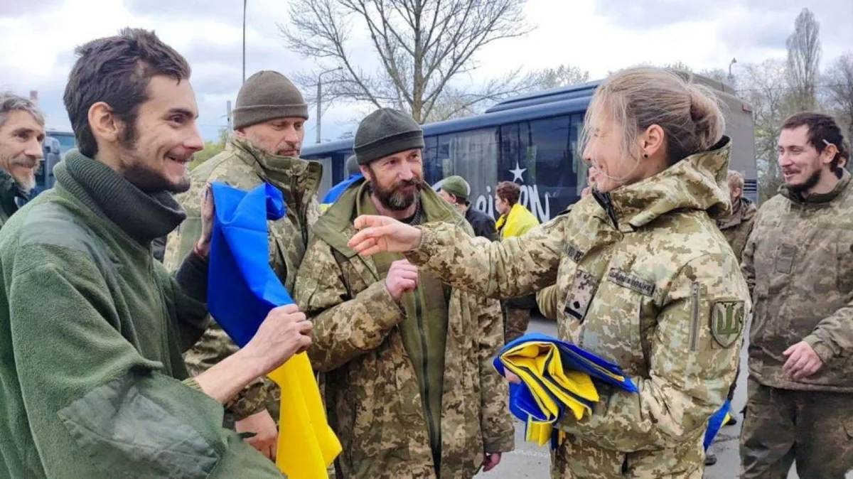 Sky News: Ukrayna 7 min məhbusu cəbhəyə göndərir