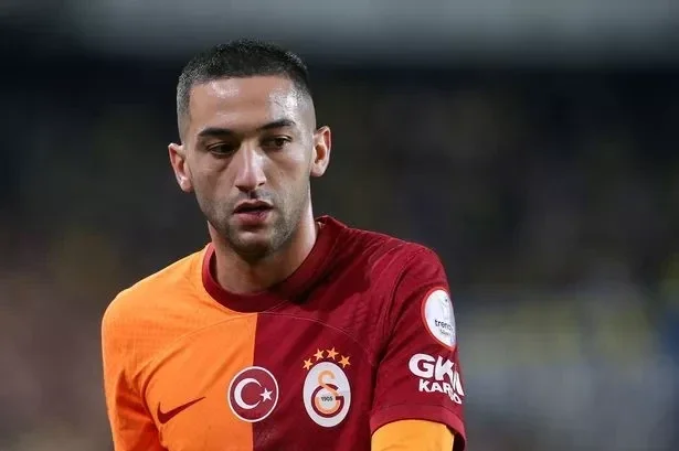 “Qalatasaray” Hakim Ziyeşlə müqaviləyə qarşılıqlı xitam verib