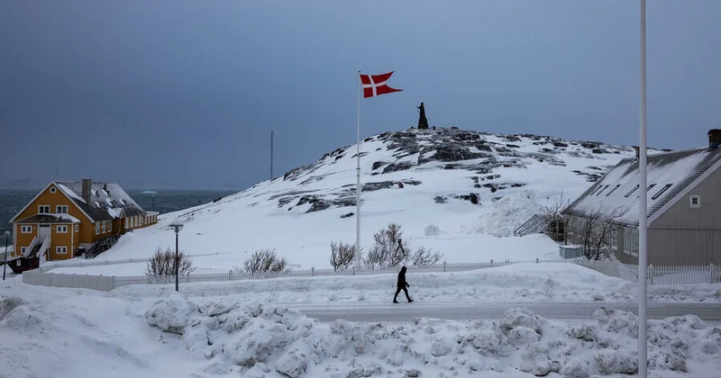 Qrenlandiya uğrunda savaş böyüyür