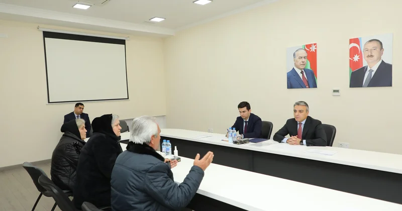 Vüsal Nəsirli Naftalan şəhərində vətəndaşları qəbul edib