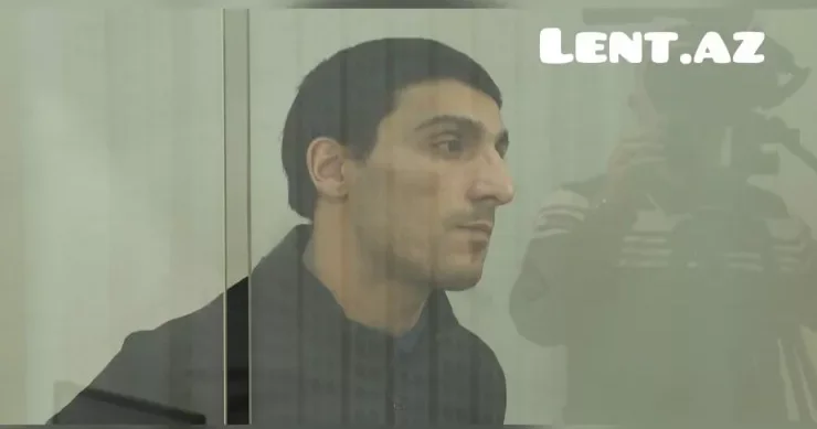 Ona çubuqla vuran dostunun atasını bıçaqladı MƏHKƏMƏDƏN VİDEO