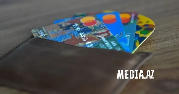 Центробанк: Число операций по картам MasterCard растет, объем снижается