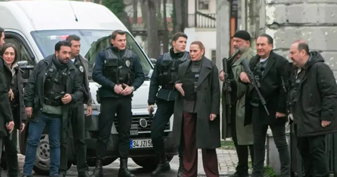 Bu aktyor da Arka Sokaklar ı tərk etdi