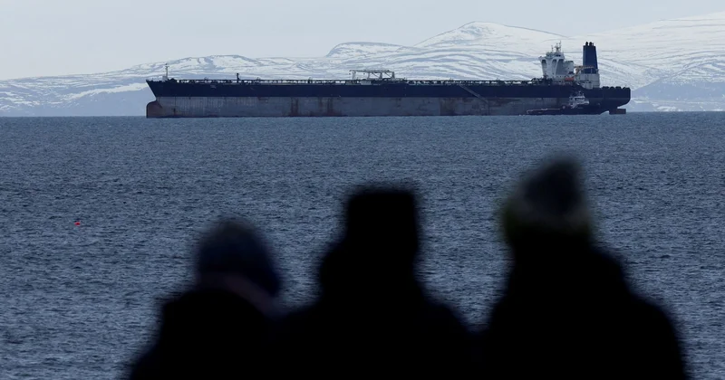 Trampdan Putinə daha bir jest: Rusiyanın qaçaqmalçı neft tankerini geri qaytardı...