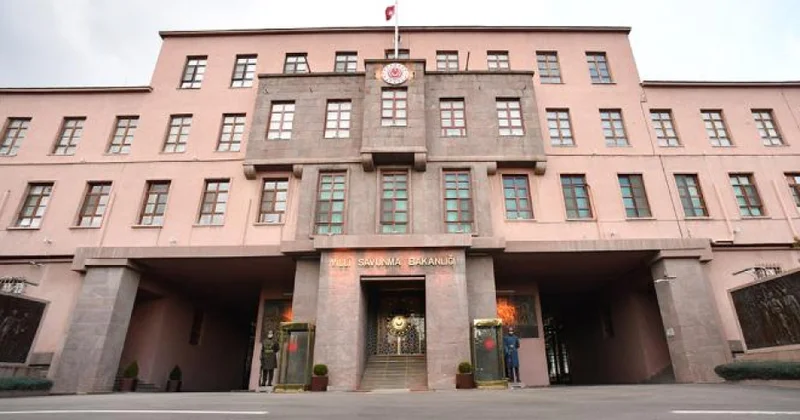 В Анкаре опровергли сообщения о выводе военных из ряда районов севера Сирии