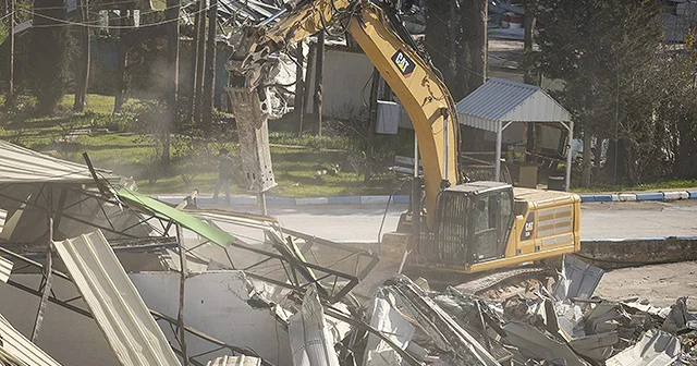 “Diplomatik etiraz dalğası: Qüdsdəki söküntü beynəlxalq narazılıq doğurub“ İsrail mətbuatı