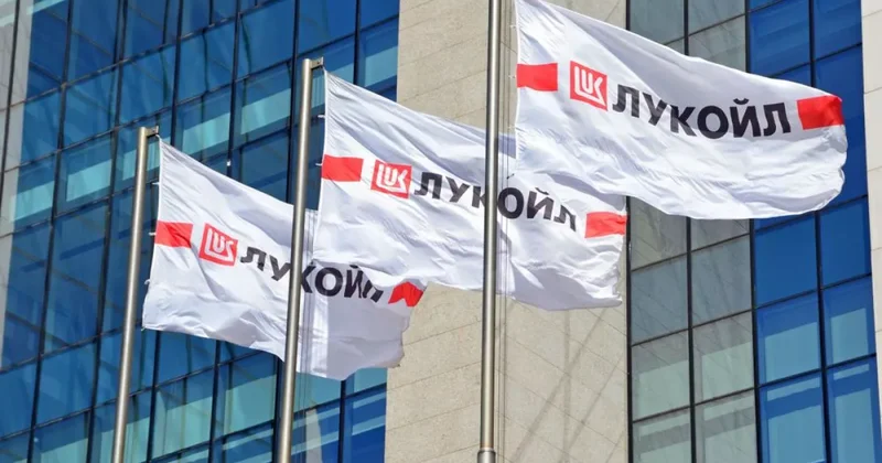 Российский ЛУКОЙЛ заключил соглашение с Carlyle о продаже зарубежных активов