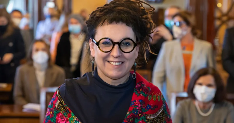 Nobel kürsüsündəki satqın Olqa Tokarçuk Polşanı niyə iki cəbhəyə böldü?