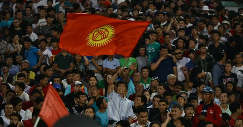 Более 260 миллиардов находится на руках у населения Кыргызстана