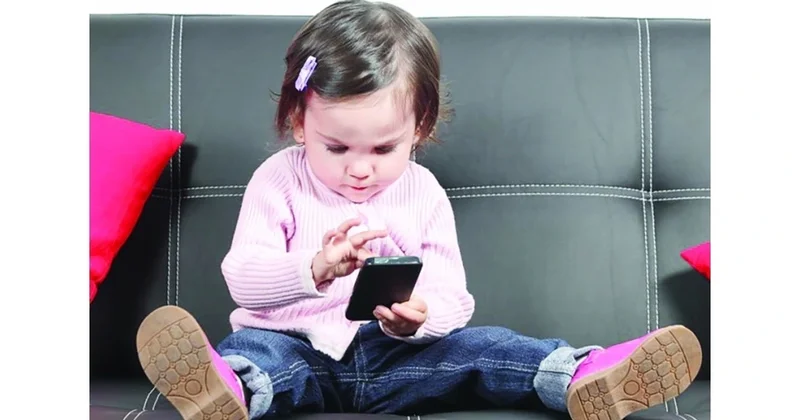 16 yaşadək smartfon qadağan edilsin! Dövlətə çağırış