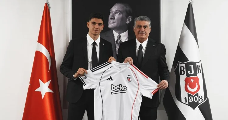 Aston Villa nın müdafiəçisi Beşiktaş da