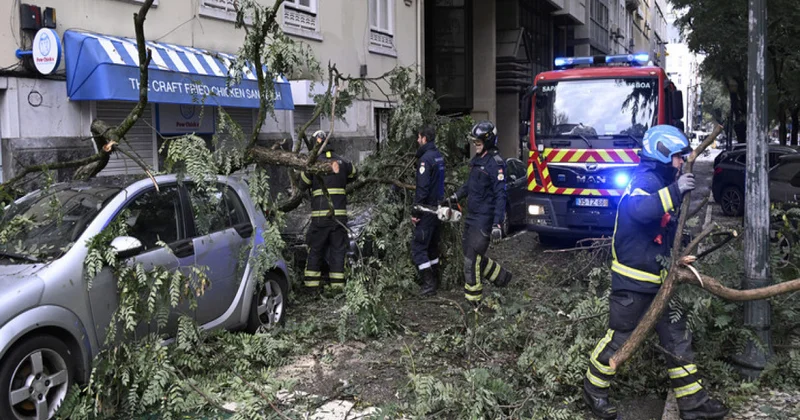 Portuqaliyada əlverişsiz hava şəraiti nəticəsində 5 nəfər ölüb