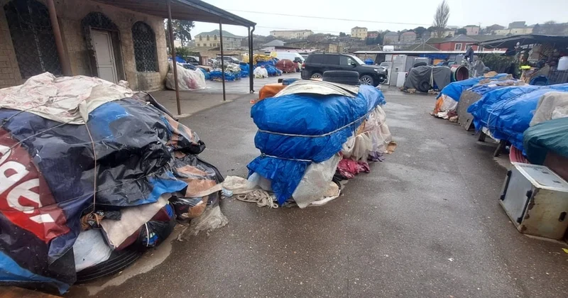 1 manata ayaqqabı, 20 qəpiyə qab... “Bit bazarı”ndan REPORTAJ