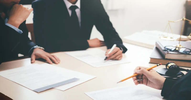 Səs küylü tender: blogerlər ölkəmizə gəlir 2 milyona yaxın pul qarşılığında...