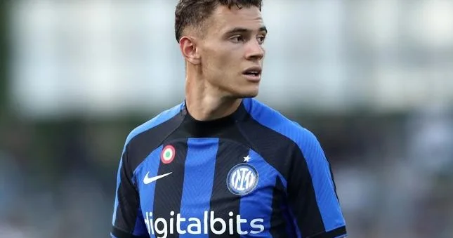 A Seriyası futbolçusu Beşiktaş a keçir