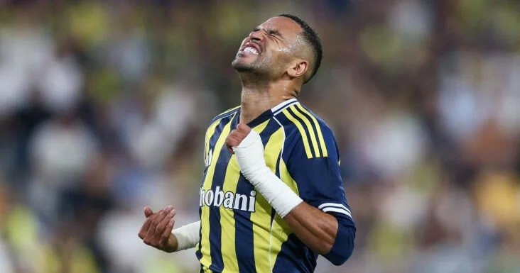 "Фенербахче" намерен расстаться с Эн Несири