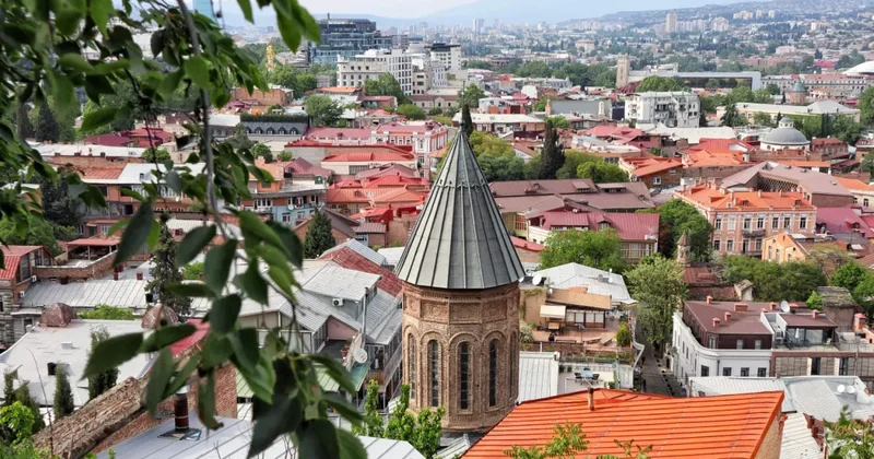 Бюджет Тбилиси увеличивается на 300 миллионов