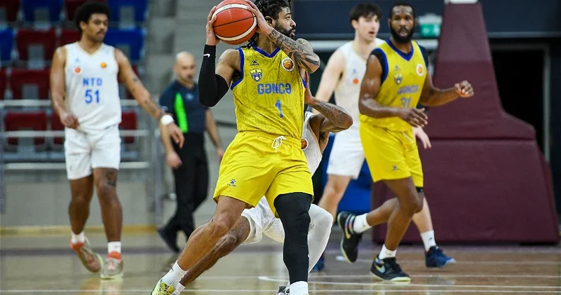 Гянджинцы празднуют победу