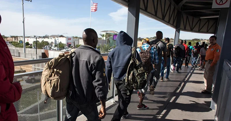 ABŞ dən əks istiqamətə miqrant axını güclənib