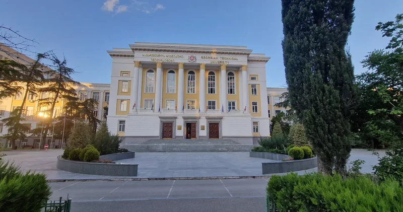 Крупнейший вуз Грузии перестанет существовать