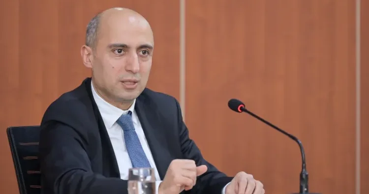 Emin Əmrullayev regionların təhsil işçiləri ilə GÖRÜŞDÜ