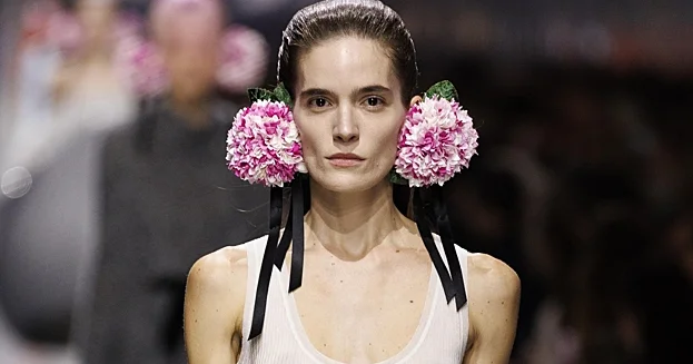 Trendlər: Təbiət müasir moda sərgilərinə necə təsir edir...