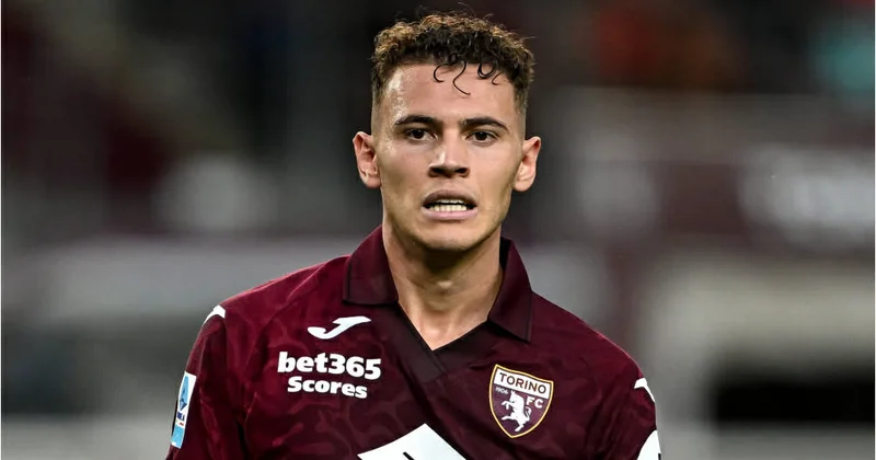 Albaniya millisinin üzvü Beşiktaş a keçməyə yaxındır