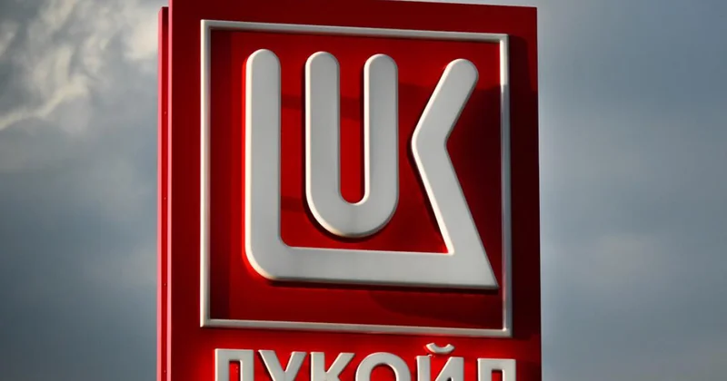 Лукойл останется только в Казахстане